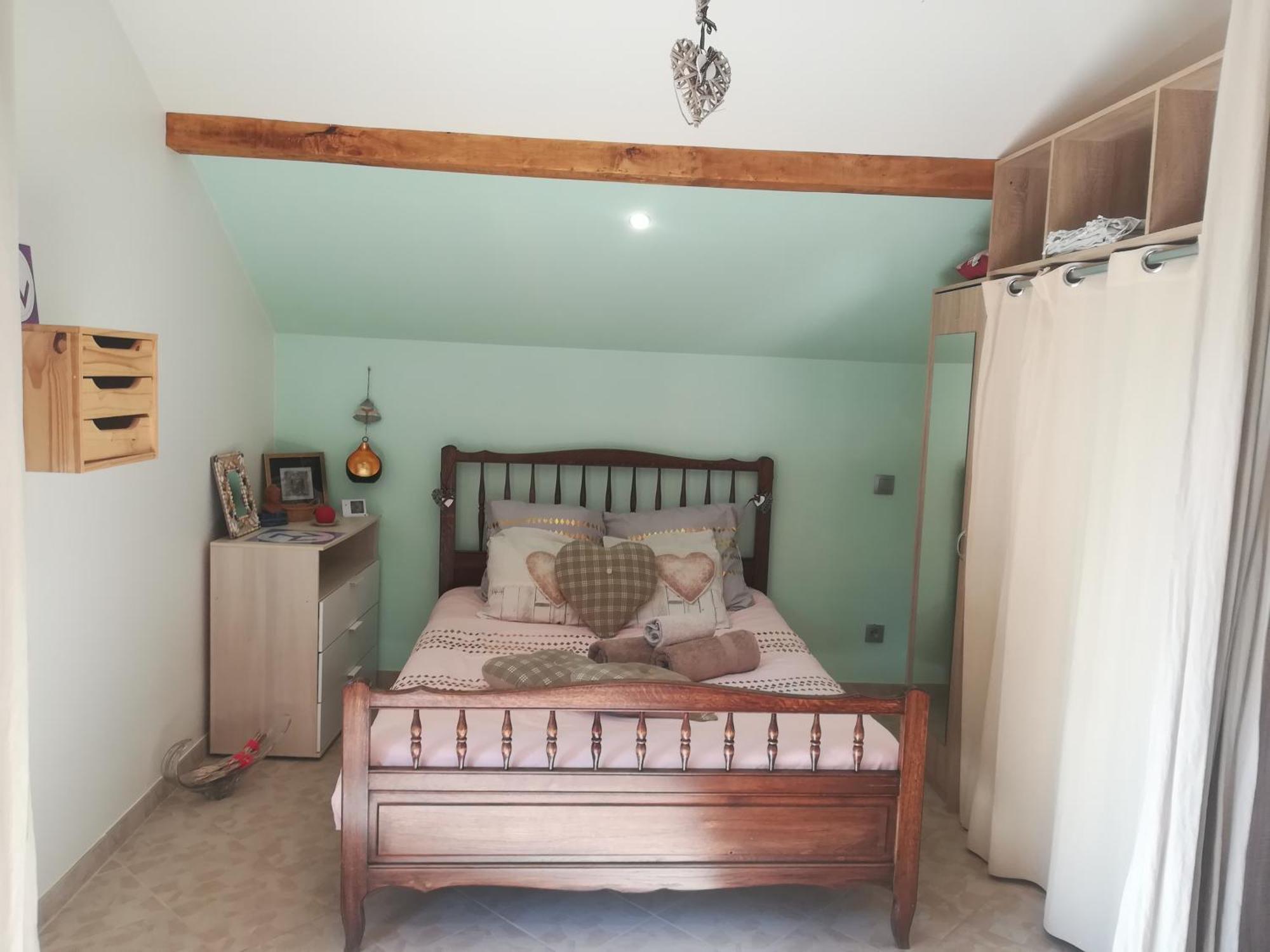 Appartement Avec Jacuzzi Hammam Sauna Privatise Au Rez De Chaussee Ds Maison A Voglans A 2 Kilometres Du Lac Du Bourget En Savoie Entre Chambery Et Aix Les Bains Cure Thermale Værelse billede
